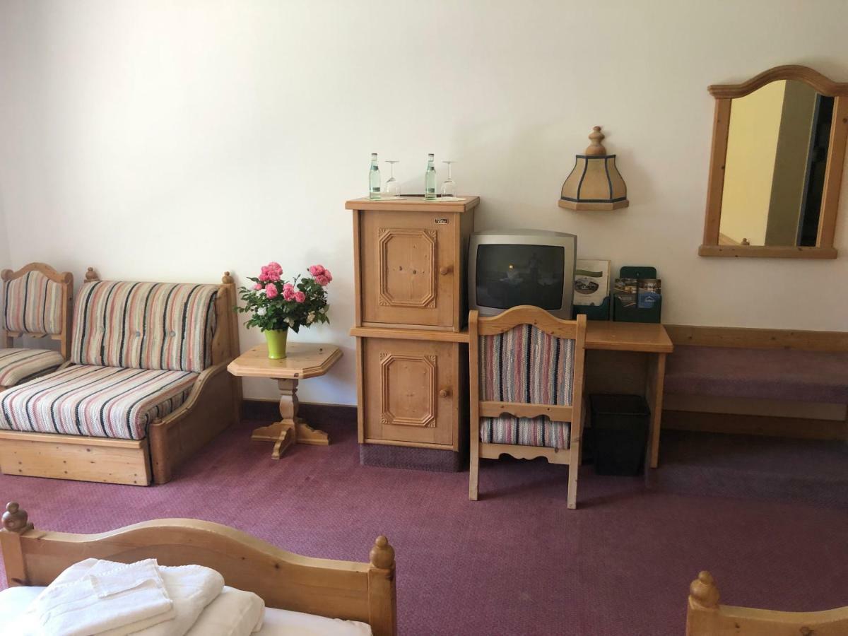 Altes Forsthaus Goseplack 호텔 Hardegsen 외부 사진